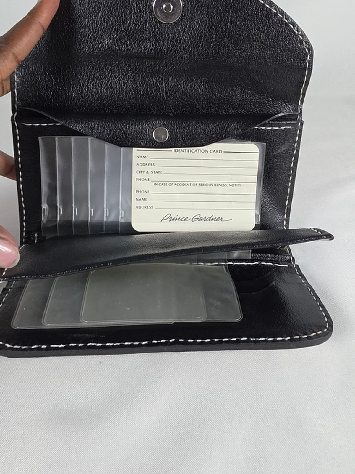 2048 1af0f4aa 86da 4fdf 9b2c bd89ea8a9c27 1781590885665 812352200.jpeg Vintage Prince Gardner Hand Tooled Floral Leather Long Clutch Wallet Organizer