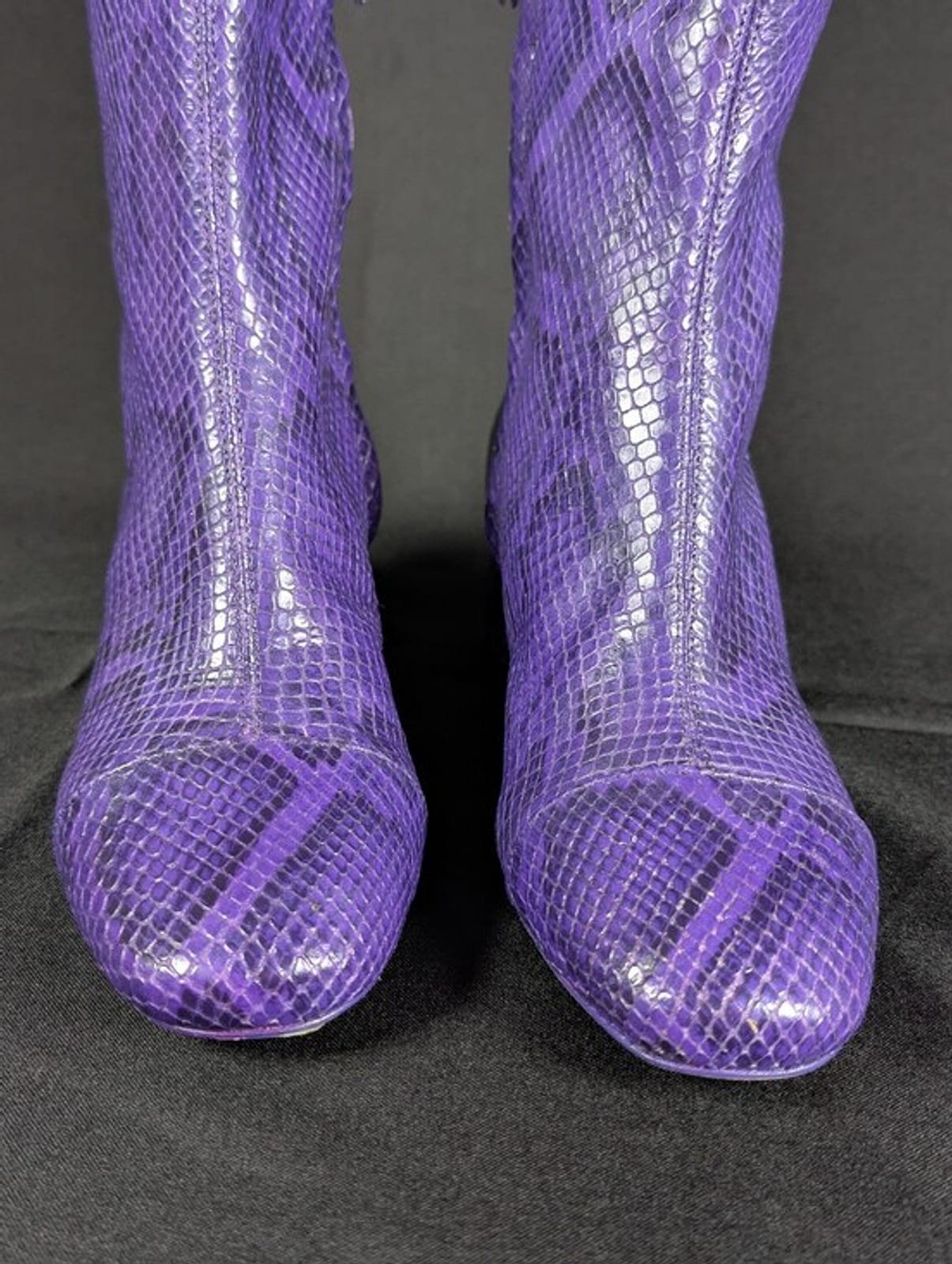 2048 29b680ba b418 4119 b69a 974cc0aa05fc 1781590651746 29052202.jpeg Larroudé Kate Purple Snake Print Leather Boot Size 6 Womens