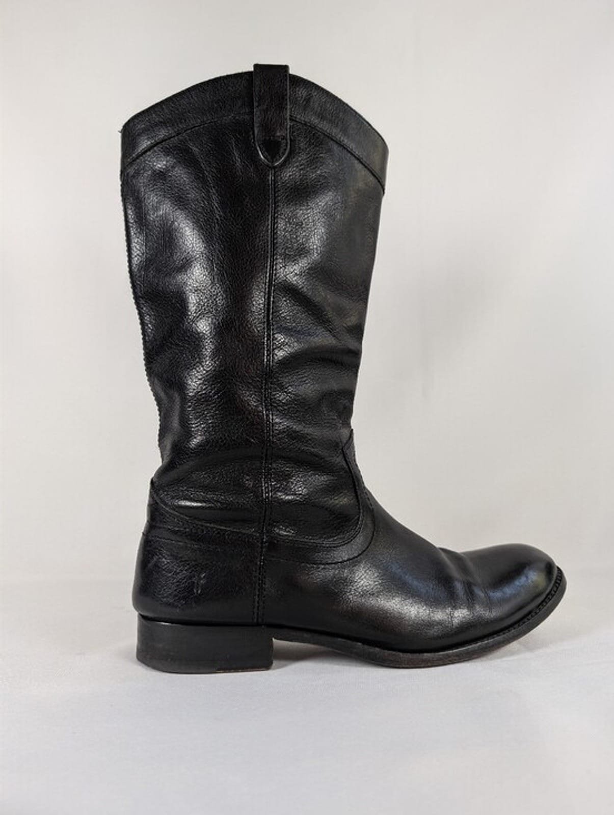 2048 34aaa46e aafe 41ad acf1 6583dfc88506 1781590622907 542664198.jpeg Frye Carson Pull On Boot Black Leather 10 B Womens Shoes