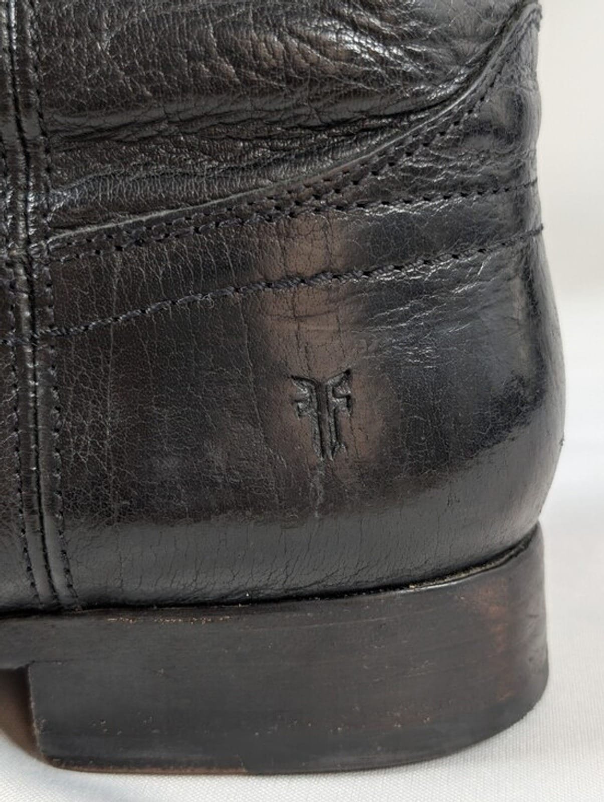 2048 34aaa46e aafe 41ad acf1 6583dfc88506 1781590625811 811066065.jpeg Frye Carson Pull On Boot Black Leather 10 B Womens Shoes