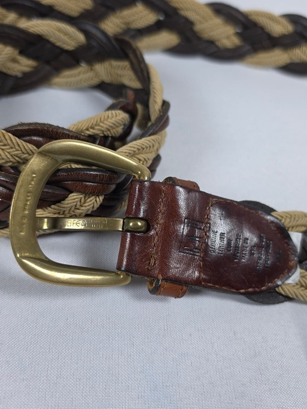 2048 4e50eae0 9efe 48a4 b731 55af70850275 1781590397354 266799938.jpeg Vintage GAP Braided Leather & Canvas Belt Solid Brass Buckle Made In USA XL